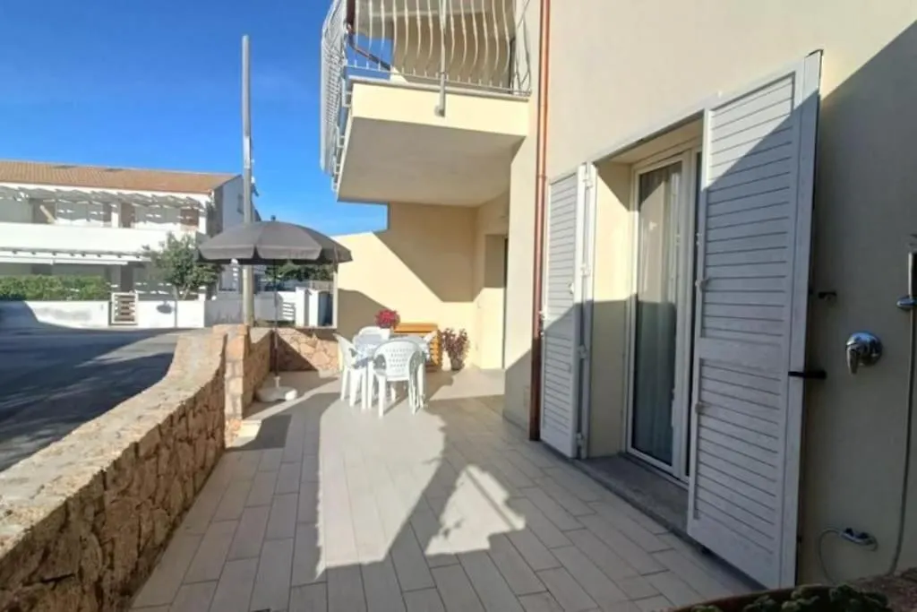 Eland A Due Passi Dal Mare Apartamento Isola Rossa