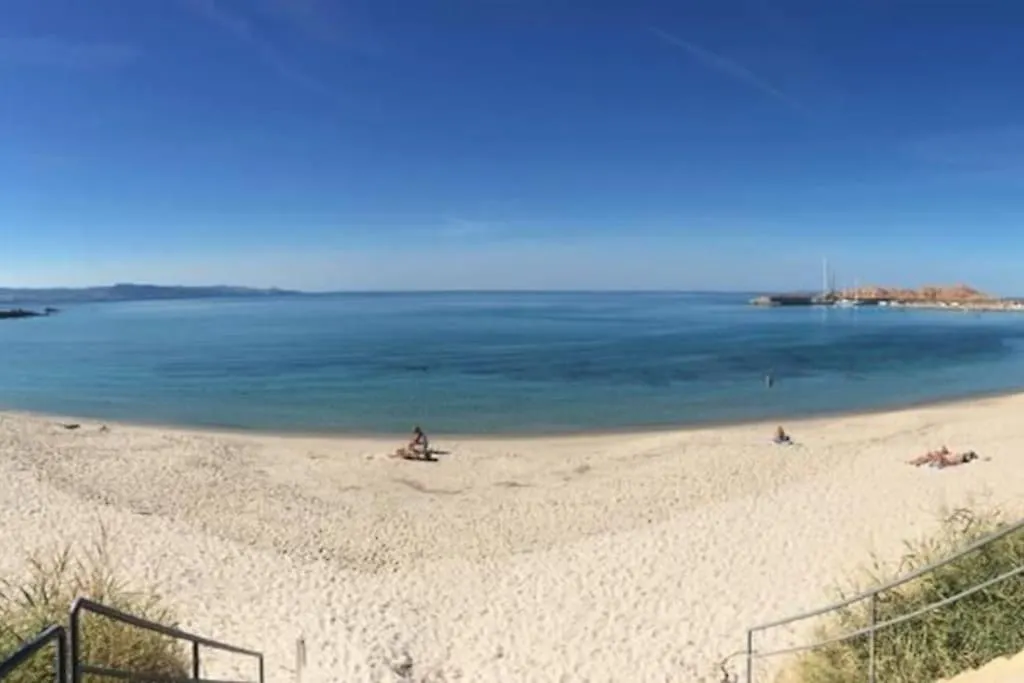Eland A Due Passi Dal Mare Apartment Isola Rossa